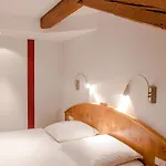 Zum Roessle Hotel
