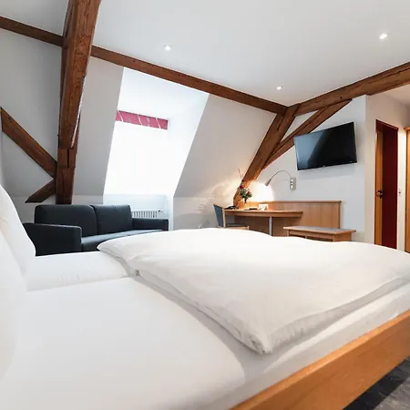 Zum Roessle Hotel