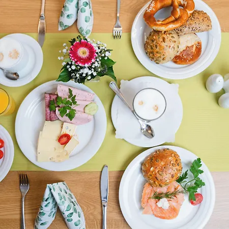 Zum Roessle 3*