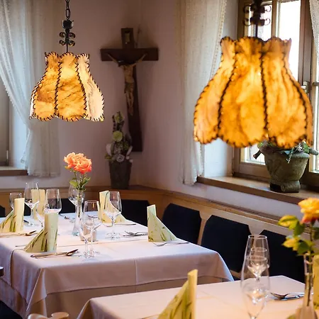 Hotel Zum Rössle 3*