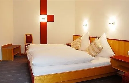Zum Roessle Hotel