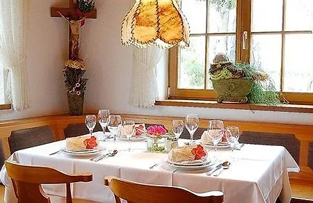 Zum Roessle Hotel Altenstadt (Swabia)